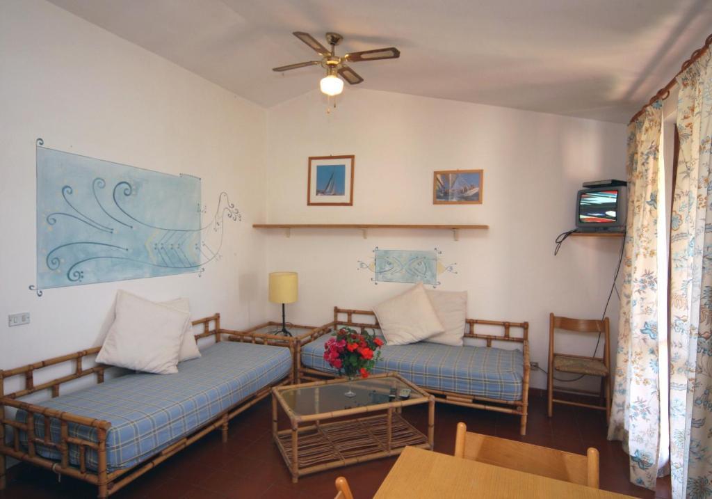 Residence Baia Salinedda Capo Coda Cavallo Zewnętrze zdjęcie