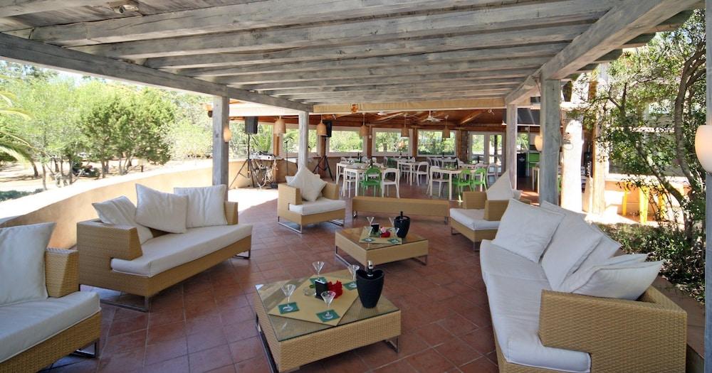 Residence Baia Salinedda Capo Coda Cavallo Zewnętrze zdjęcie