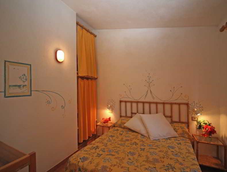 Residence Baia Salinedda Capo Coda Cavallo Zewnętrze zdjęcie